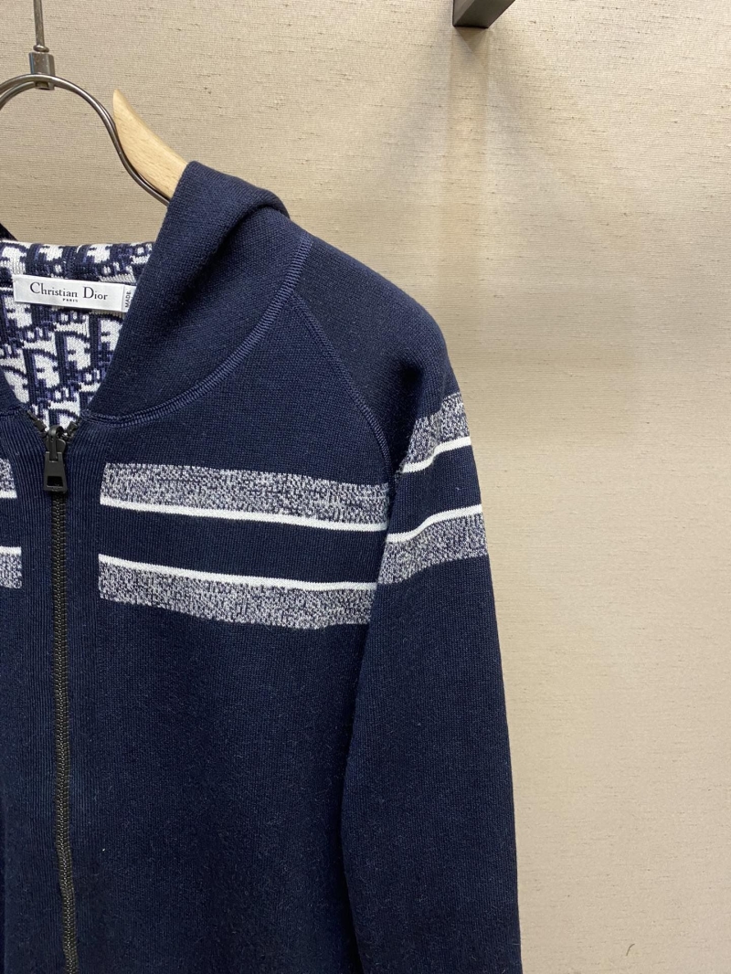 chr1st1an D10r sweaters